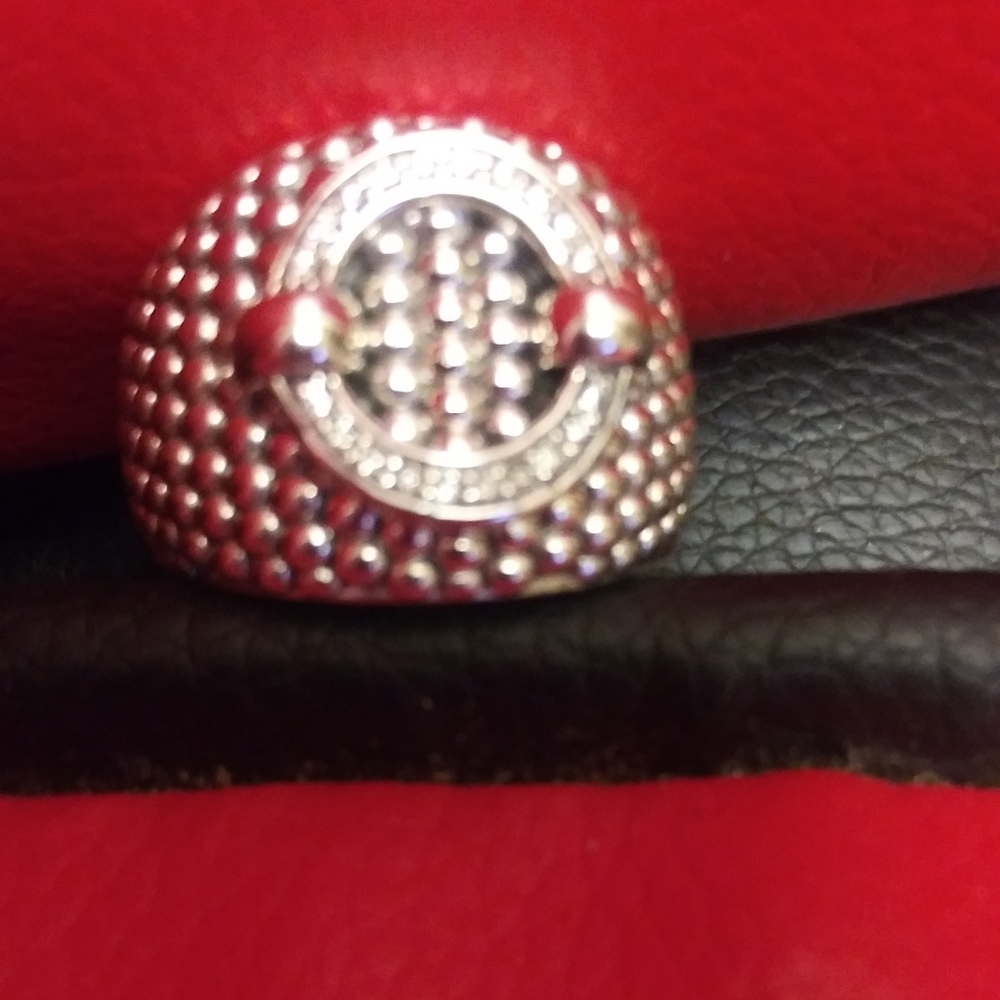 Diamond ring